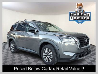 Used 2023 Nissan Pathfinder SL