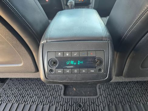 Used 2014 Chevrolet Traverse LT AWD/4WD image 28