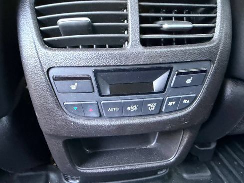 Used 2017 Acura MDX SH-AWD w/ Advance Package image 24