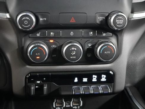 Used 2022 RAM 1500 Laramie w/ Sport Appearance Package AWD/4WD image 19