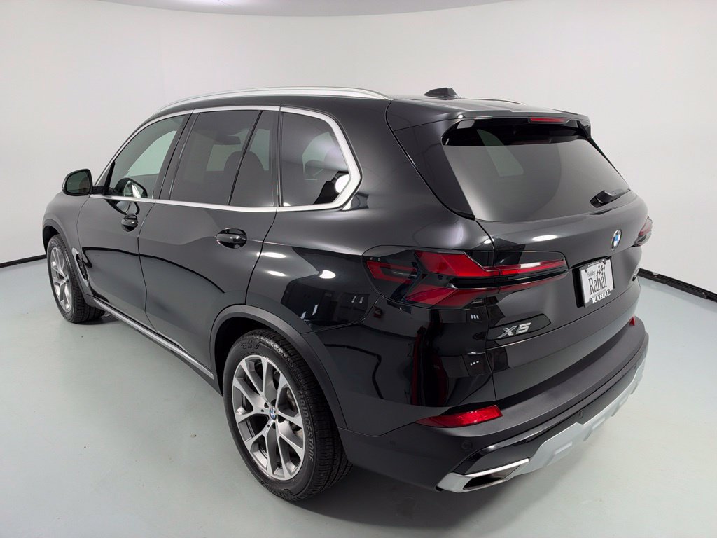 Certified 2024 BMW X5 xDrive40i w/ Premium Package AWD/4WD image 6