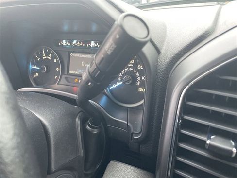 Used 2018 Ford F150 XLT w/ Equipment Group 302A Luxury image 16