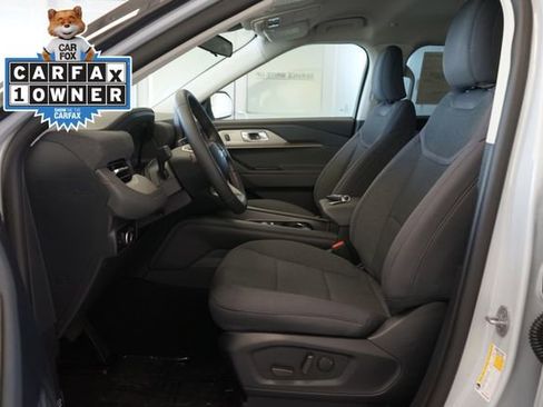 Used 2026 Ford Explorer Active AWD/4WD image 22