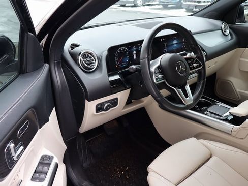 Used 2023 Mercedes-Benz GLA 250 GLA 250 image 4