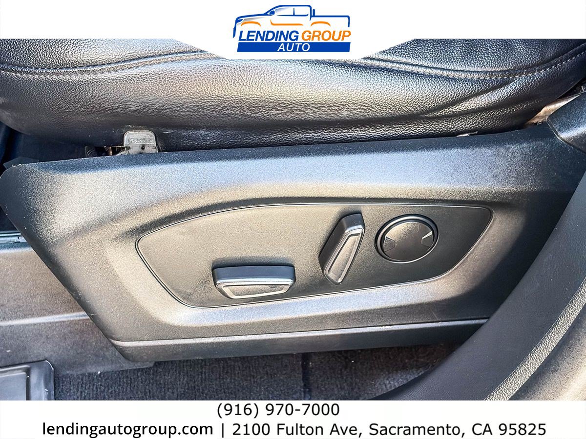 Used 2021 Ford Explorer Limited w/ Class III Trailer Tow Package RWD image 21
