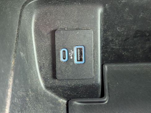 Used 2021 Ford F150 XLT w/ Equipment Group 302A High AWD/4WD image 21