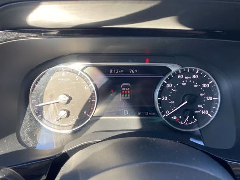 Used 2024 Nissan Pathfinder SV image 14