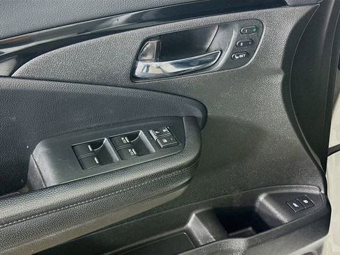 Certified 2022 Honda Pilot Touring image 25