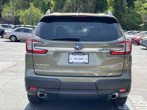 New 2026 Subaru Ascent Limited AWD/4WD image 3