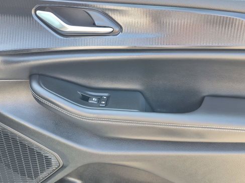 Certified 2024 Jeep Grand Cherokee Altitude AWD/4WD image 10
