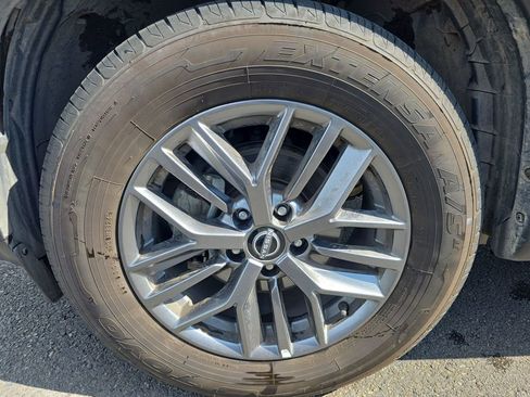 Used 2023 Nissan Rogue S AWD/4WD image 14