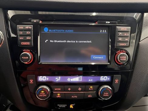 Used 2016 Nissan Rogue SL w/ SL Premium Package AWD/4WD image 23