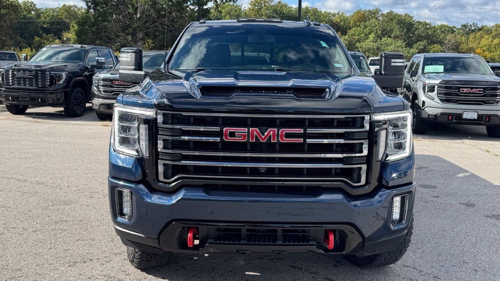 Used 2022 GMC Sierra 2500 AT4 w/ AT4 Preferred Package AWD/4WD image 8