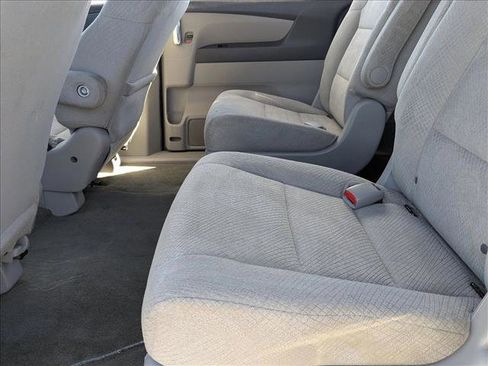 Used 2016 Honda Odyssey LX image 16