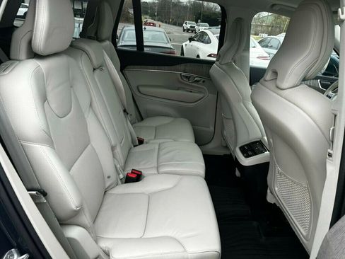 Used 2024 Volvo XC90 B6 Plus w/ Protection Package Premier image 19