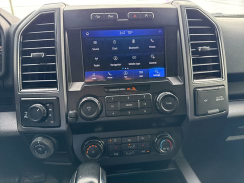 Used 2019 Ford F150 XLT w/ Equipment Group 302A Luxury image 15