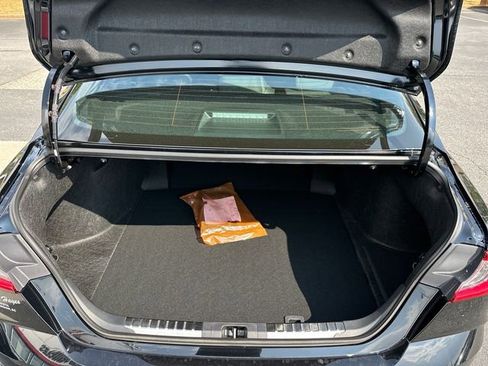 Used 2026 Toyota Camry XSE FWD image 27