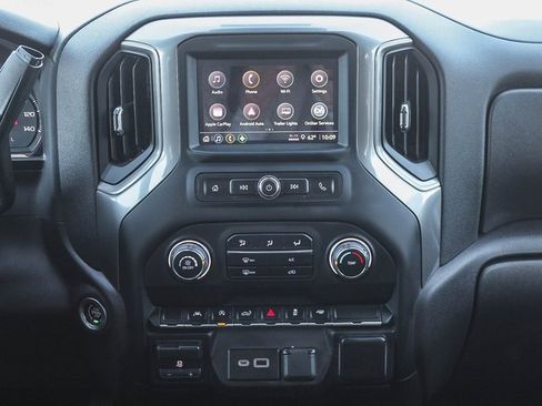 Used 2023 Chevrolet Silverado 1500 Custom image 13