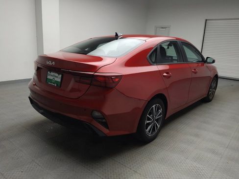 Used 2022 Kia Forte LXS w/ LXS Technology Package image 9