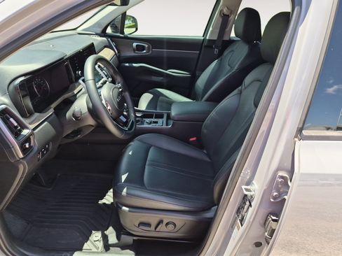 Used 2023 Kia Sorento EX w/ Panoramic Sunroof Package FWD image 23