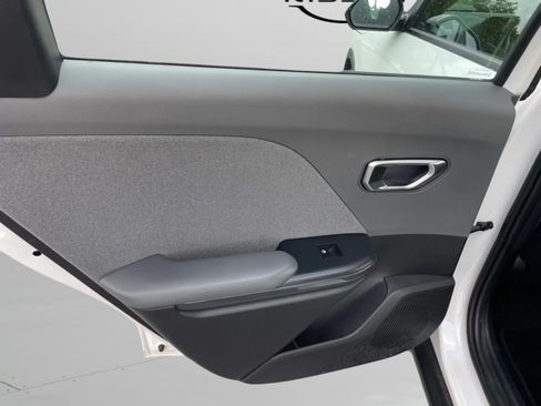 Used 2025 Kia K4 EX FWD image 28