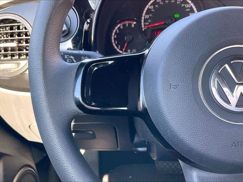 Used 2016 Volkswagen Beetle 1.8T image 23