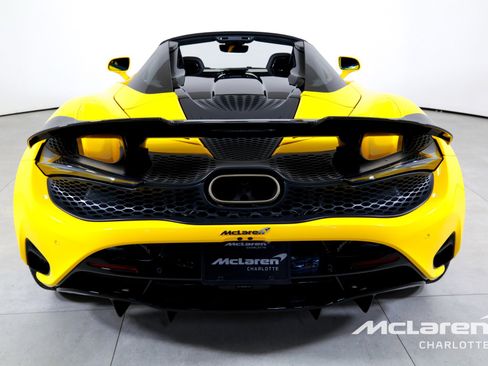 New 2026 McLaren 750S Spider RWD image 9
