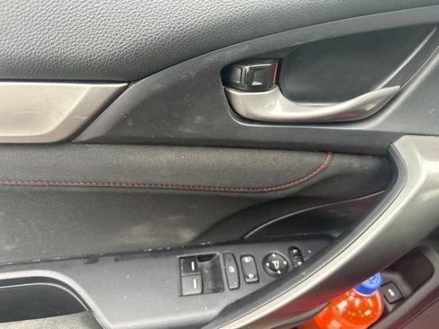Used 2018 Honda Civic Si image 10