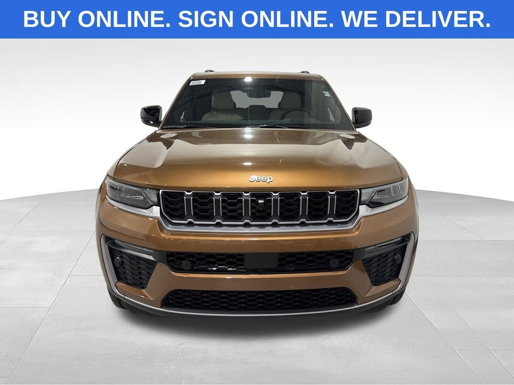 New 2026 Jeep Grand Cherokee Limited w/ Luxury Tech Group II AWD/4WD image 11
