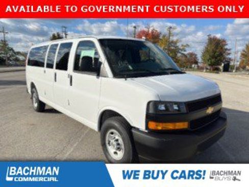 New 2025 Chevrolet Express 3500 LS image 1