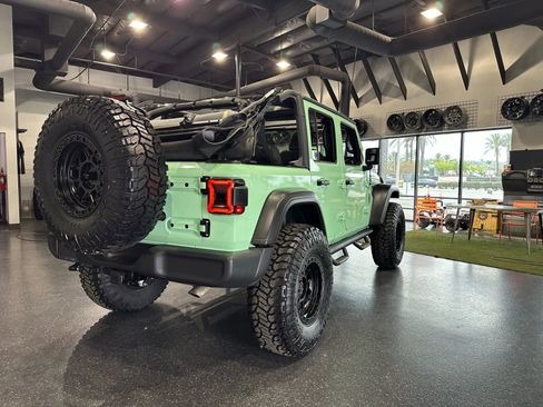 Used 2021 Jeep Wrangler Unlimited Sport image 36