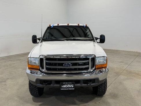 Used 1999 Ford F250 XLT AWD/4WD image 4
