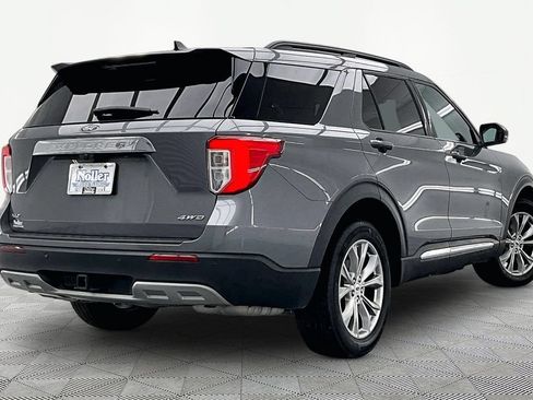 Certified 2024 Ford Explorer XLT w/ Equipment Group 202A AWD/4WD image 2