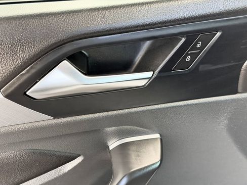 Used 2024 Volkswagen Jetta SE w/ Panoramic Sunroof Package FWD image 24