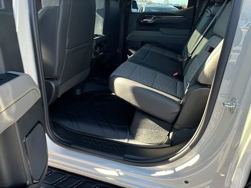 New 2026 Chevrolet Silverado 1500 ZR2 image 18