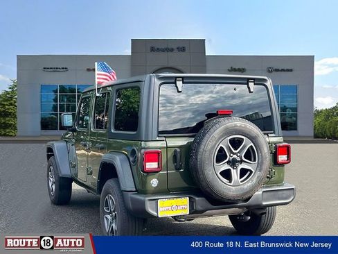 Used 2022 Jeep Wrangler Unlimited Sport AWD/4WD image 4
