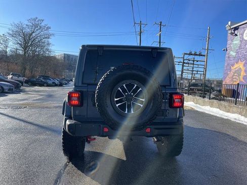 Certified 2024 Jeep Wrangler Unlimited Rubicon image 4