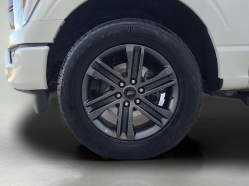 Used 2022 Ford F150 Lariat AWD/4WD image 12