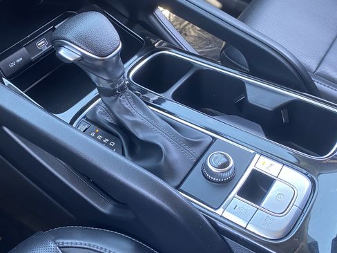 Certified 2024 Kia Telluride LX FWD image 29
