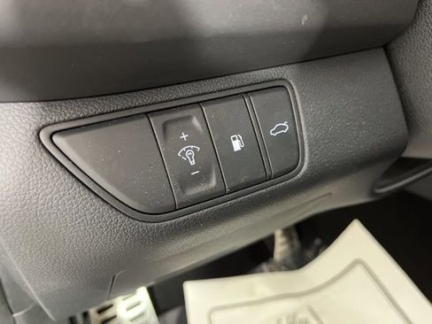 Used 2023 Genesis G70 3.3T w/ Sport Advanced Package image 31