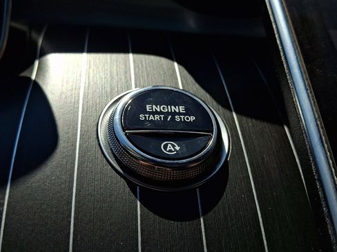 Certified 2026 Mercedes-Benz C 300 4MATIC Sedan image 23