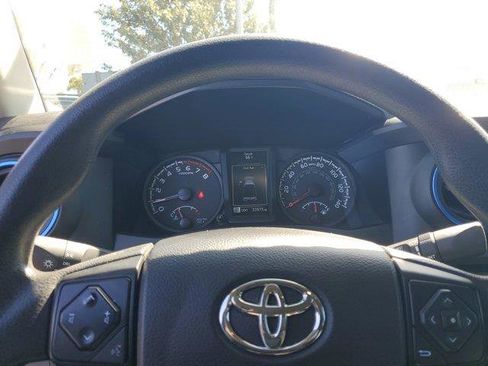 Used 2022 Toyota Tacoma SR RWD image 26