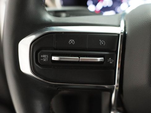 Used 2023 GMC Canyon Denali AWD/4WD image 8