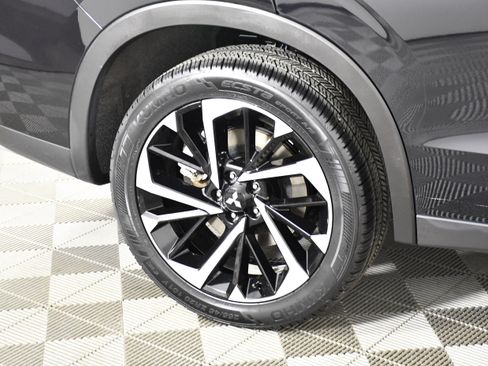 Used 2023 Mitsubishi Outlander SE AWD/4WD image 54