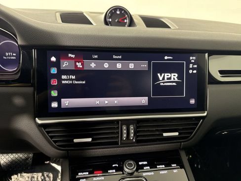 Certified 2023 Porsche Cayenne AWD/4WD image 28