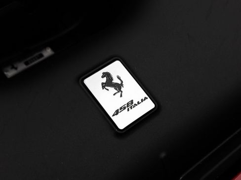 Used 2011 Ferrari 458 Italia Coupe RWD image 21