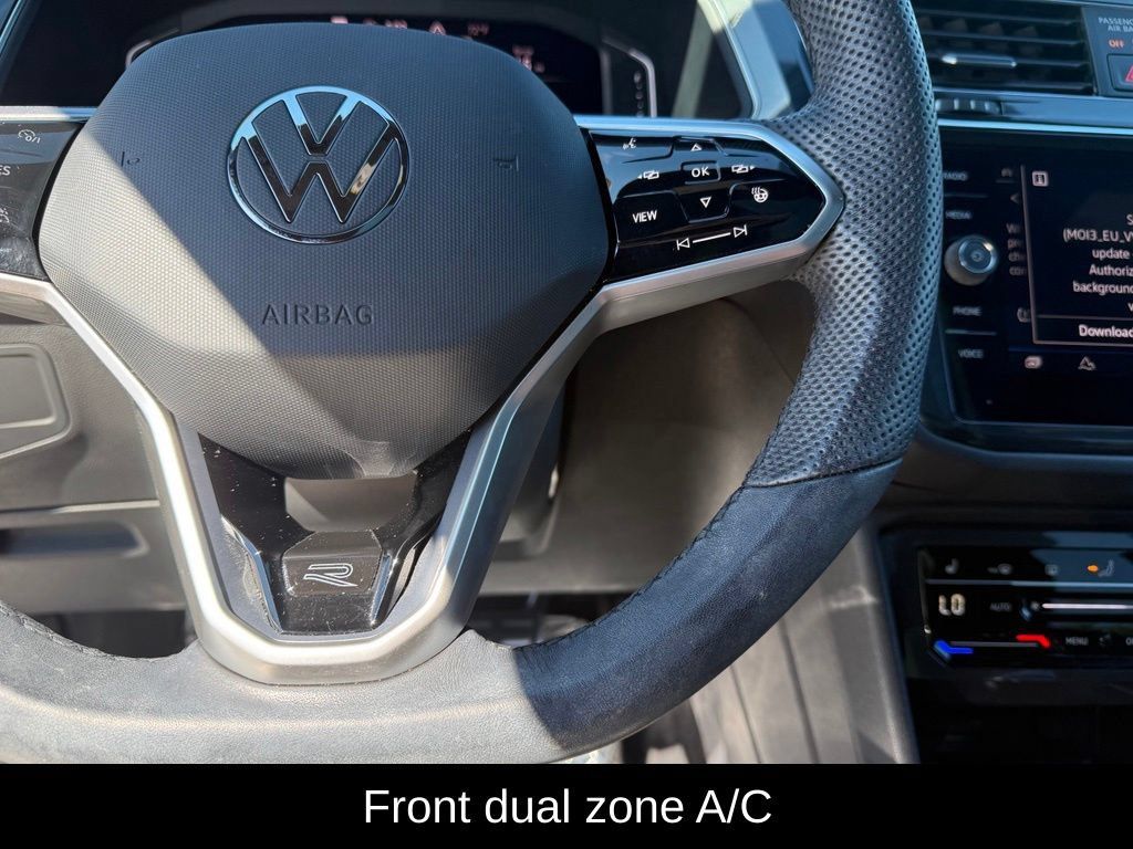 Used 2022 Volkswagen Tiguan SEL R-Line AWD/4WD image 11