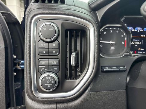 Used 2020 GMC Sierra 2500 Denali w/ Denali Ultimate Package image 18