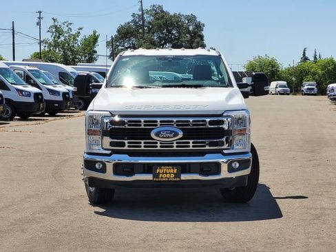 New 2026 Ford F350 XL w/ XL Chrome Package RWD image 3