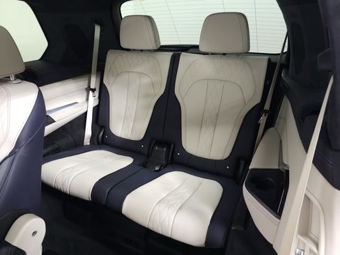 Used 2019 BMW X7 xDrive40i w/ Premium Package image 42